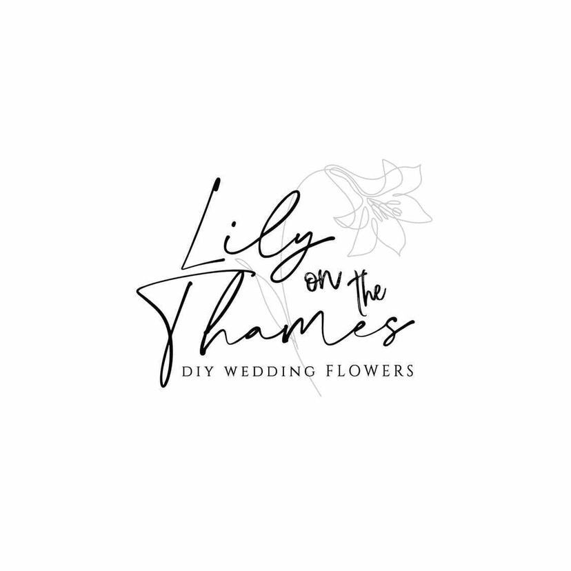 White, Cream and Green Lily on the Thames - DIY Wedding Flowers Pure class and elegance. Congratulations on your upcoming wedding! There’s so many things to consider and budget for. Lily on the Thames offers the memory making solution to saving up to 50%