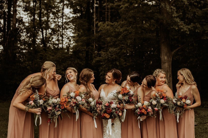 Rust and Terracotta - Lily on the Thames - DIY Wedding Flowers - Terracotta and Rust tones softened by pale Pink and Champagne hues. Irresistible and instagramable. Congratulations on your upcoming wedding! There’s so many things to consider and budget fo