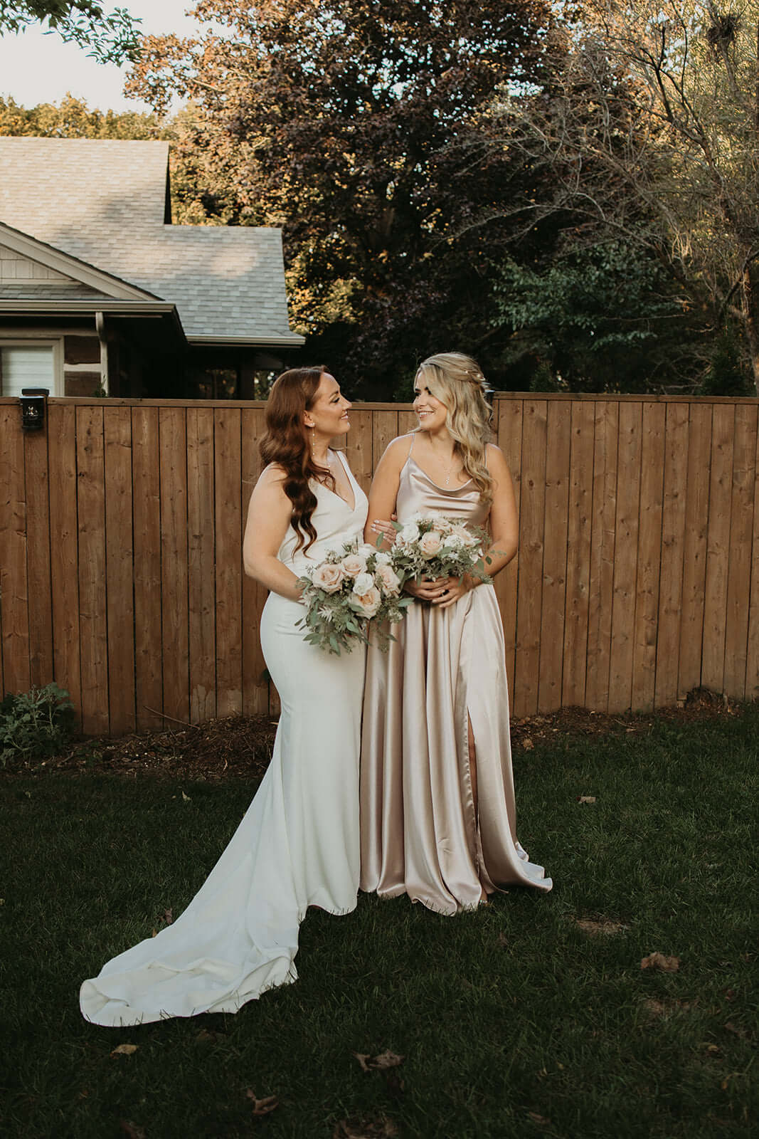 Champagne - Lily on the Thames - DIY Wedding Flowers - Take the Long way home. Spend a little extra time lingering in the magic of your special day with this champagne, cream and white toned palette. Nothing gives more romantic vibes than this one! Congra