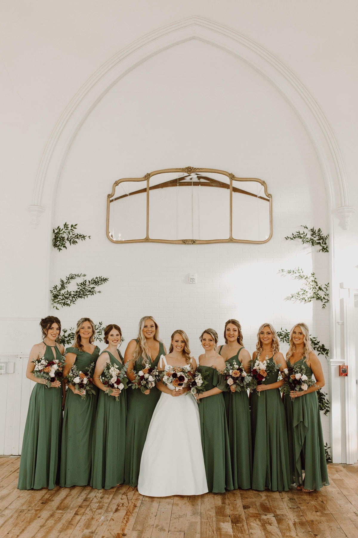 Antique Lily on the Thames - DIY Wedding Flowers Think burgundy, dark greens, with accents of subtle tan/blush/rust hues. Congratulations on your upcoming wedding! There’s so many things to consider and budget for. Lily on the Thames offers the memory mak