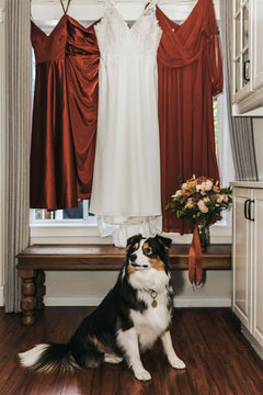 A LA CARTE - Lily on the Thames - DIY Wedding Flowers - Craft your own personalized bundle. Minimum purchase of $500 before taxes. As you plan your upcoming nuptials, it's essential to consider every detail and expense. Luckily, Lily on the Thames has the