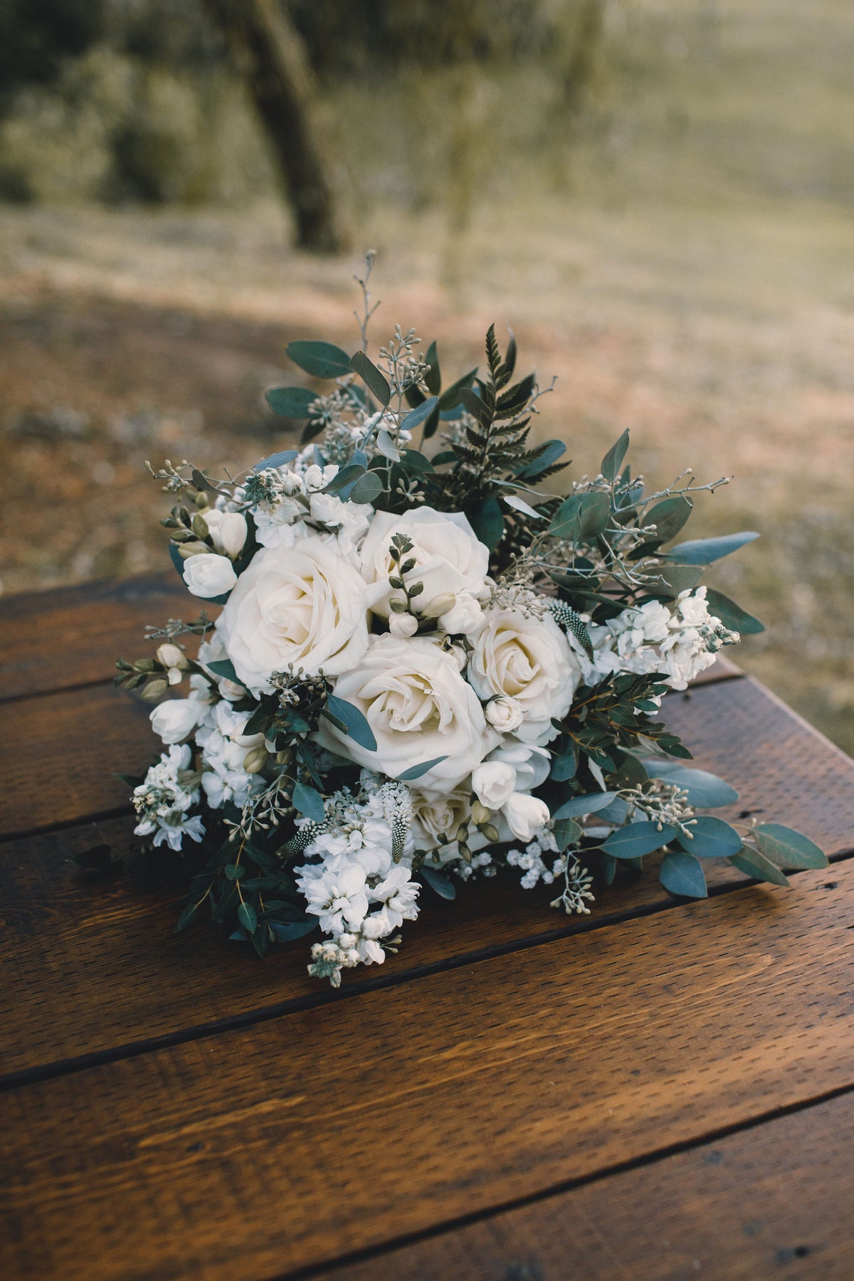 White, Cream and Sage - Lily on the Thames - DIY Wedding Flowers - Congratulations on your upcoming wedding! There’s so many things to consider and budget for. Lily on the Thames offers the memory making solution to saving up to 50% the cost of your weddi