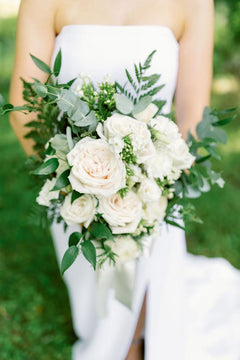 White, Cream and Green Lily on the Thames - DIY Wedding Flowers Pure class and elegance. Congratulations on your upcoming wedding! There’s so many things to consider and budget for. Lily on the Thames offers the memory making solution to saving up to 50%