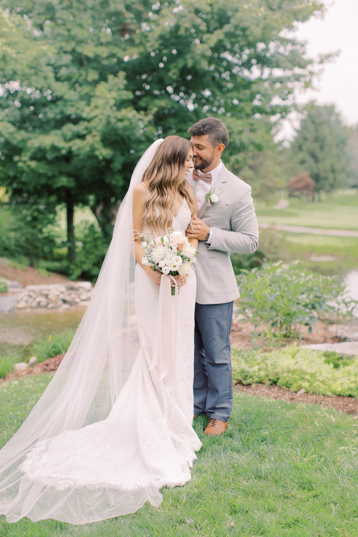 Blush and Sage Lily on the Thames - DIY Wedding Flowers Elegant and effortlessly feminine - let us fulfill your vision! As you plan your upcoming nuptials, it's essential to consider every detail and expense. Luckily, Lily on the Thames has the perfect so