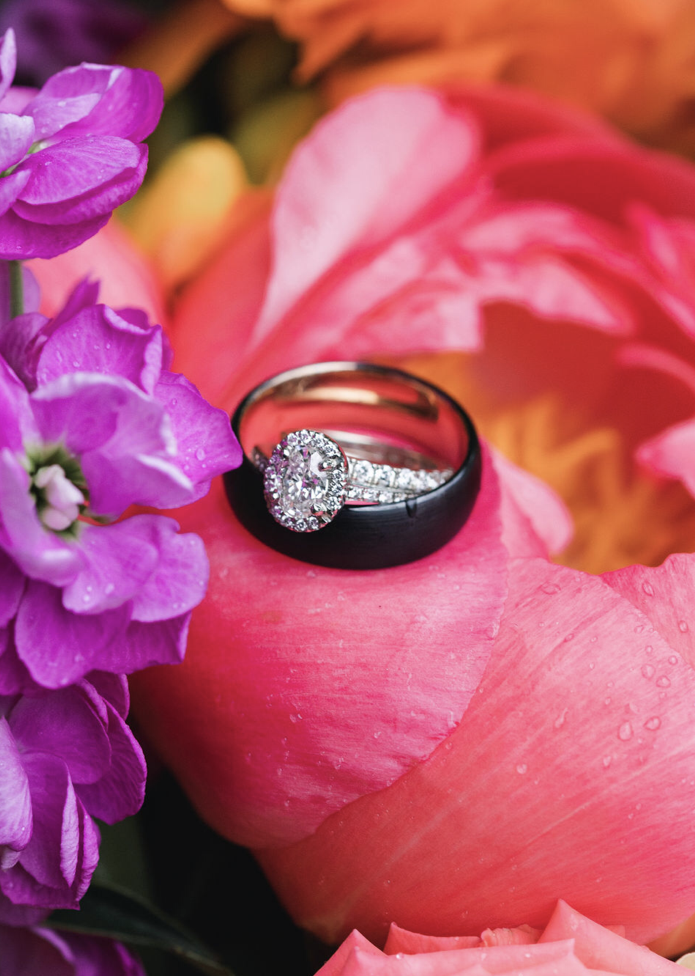 Vibrant Tones Lily on the Thames - DIY Wedding Flowers Think bright, elegant sorbet, and delicious to the eyes. Congratulations on your upcoming wedding! There’s so many things to consider and budget for. Lily on the Thames offers the memory making soluti